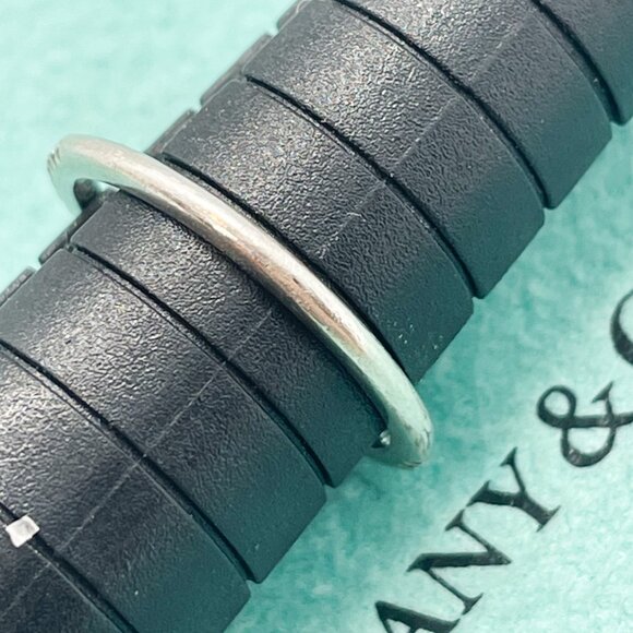 Tiffany & Co. Novo Horizon Platinum Emerald Cut & Round Diamond Ring Size 4.75 - Picture 11 of 14